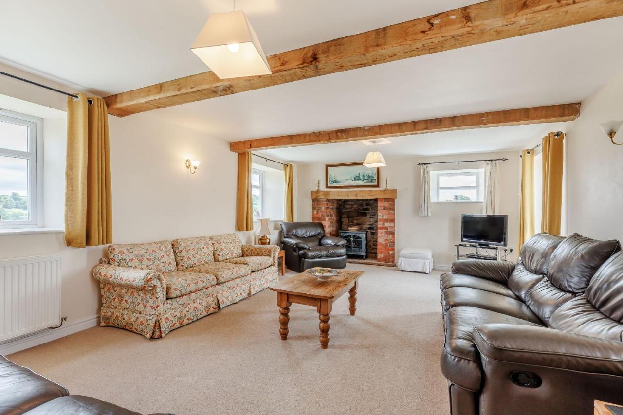 Wood Cottage Tenbury Bagian luar foto