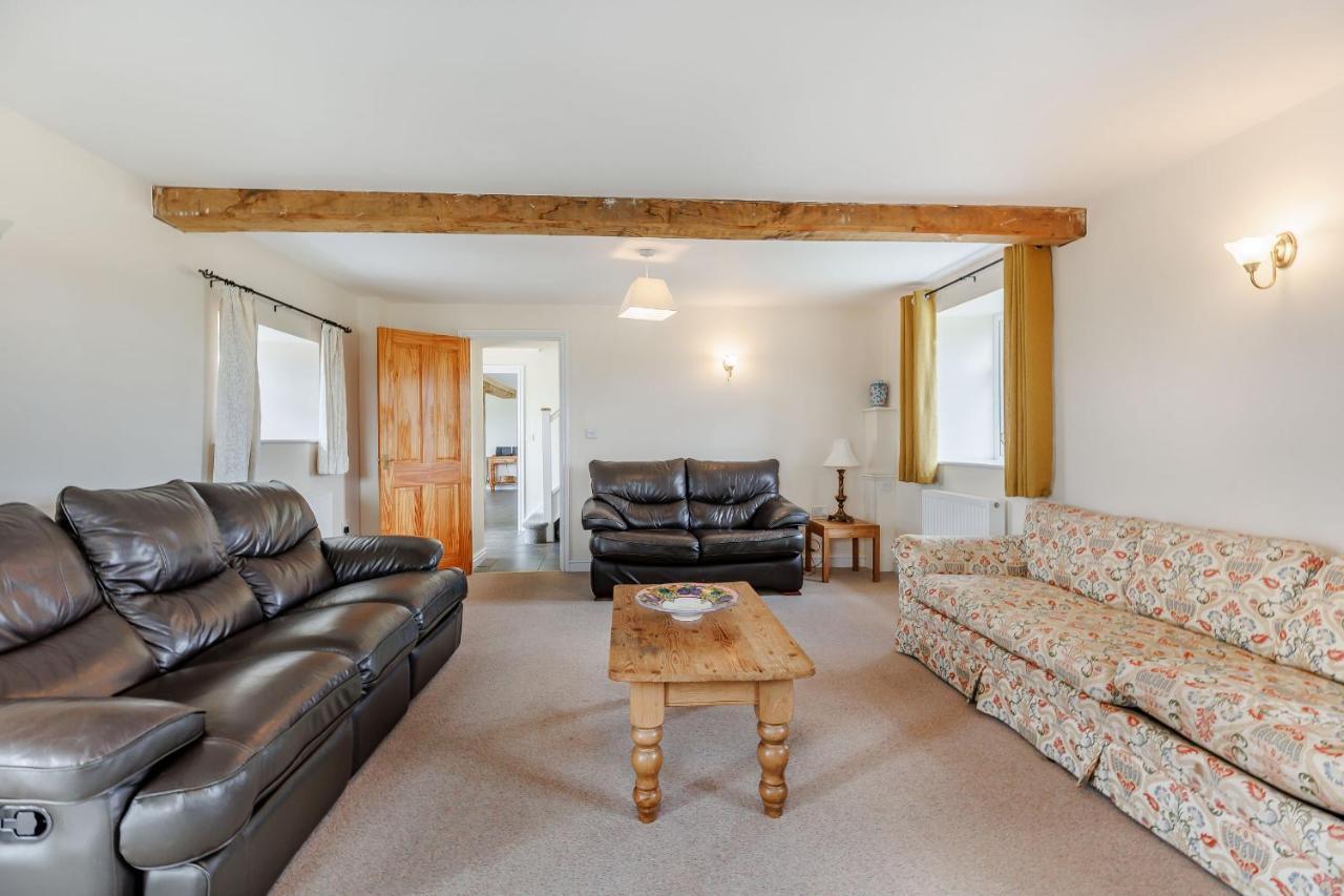Wood Cottage Tenbury Bagian luar foto