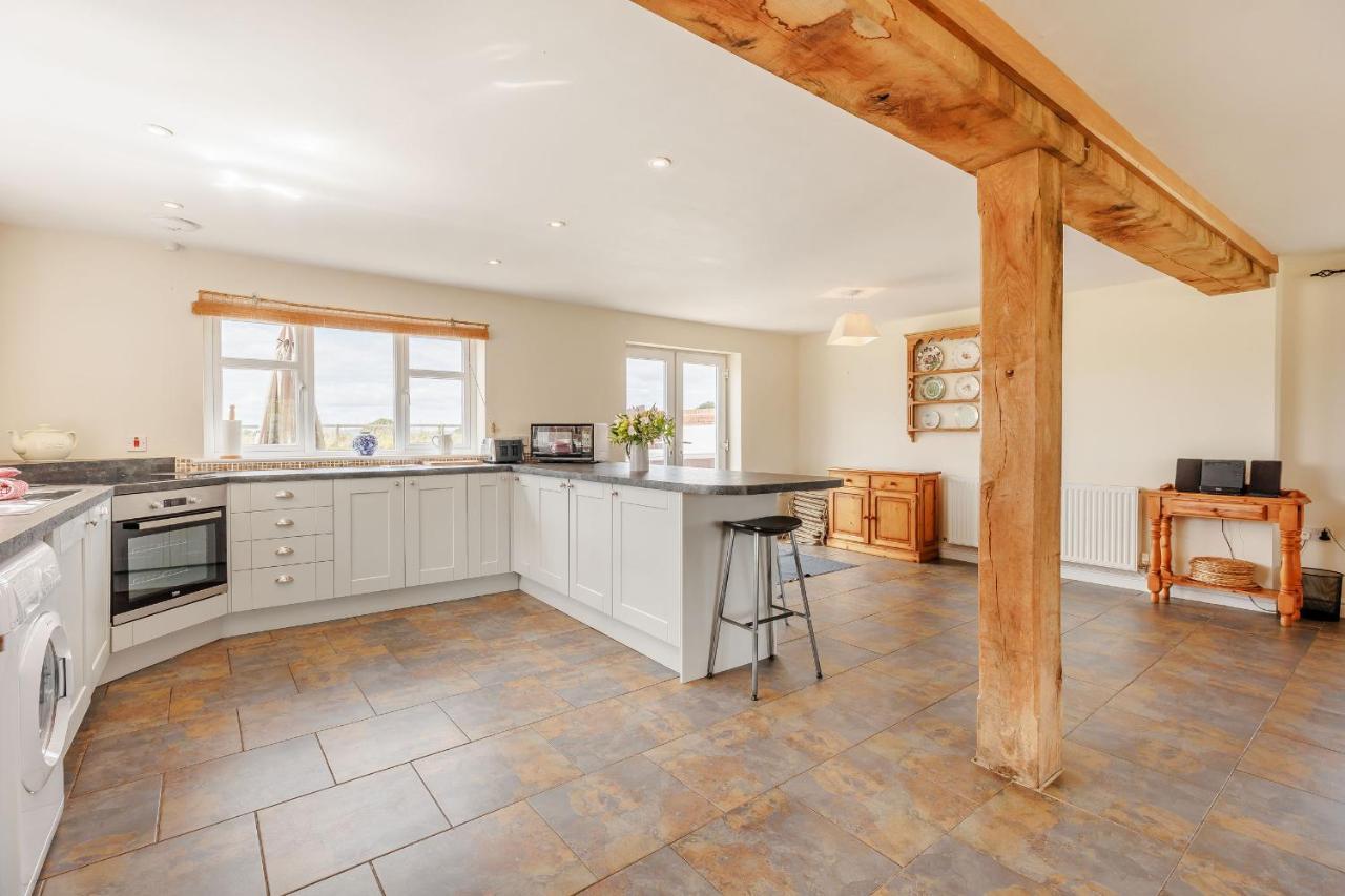 Wood Cottage Tenbury Bagian luar foto