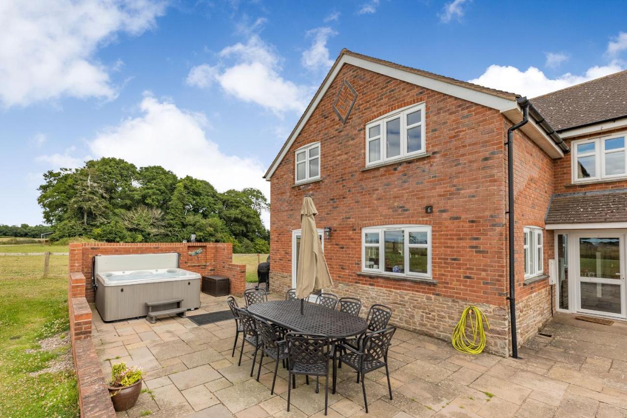 Wood Cottage Tenbury Bagian luar foto